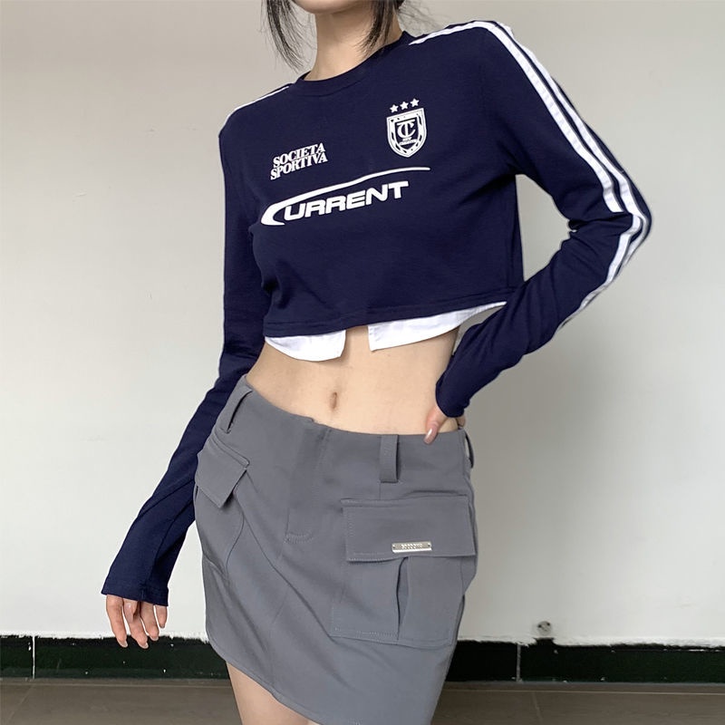 Gaya olahraga hot girl pendek palsu dua potong lengan panjang T-shirt musim gugur baru Amerika retro huruf cetak dipotong atas