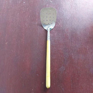 Sutil / spatula gagang kayu