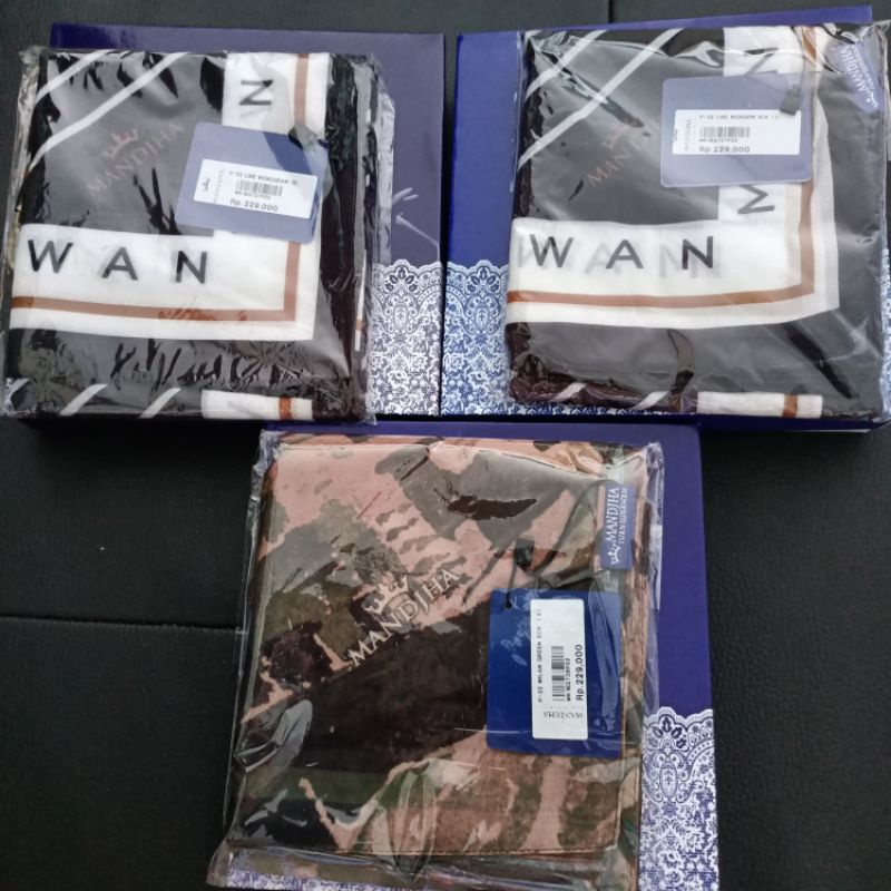 Mandjha 3 Pcs Khusus Free Box Ivan Gunawan Fashion Scarf Motif Original Line Monogram Black (2 Pcs) 