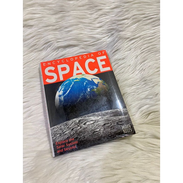 Buku Cerita Dongeng Anak Story Book Encyclopedia Of Space Luar Angkasa Miles Kelly - Kumpulan Buku P