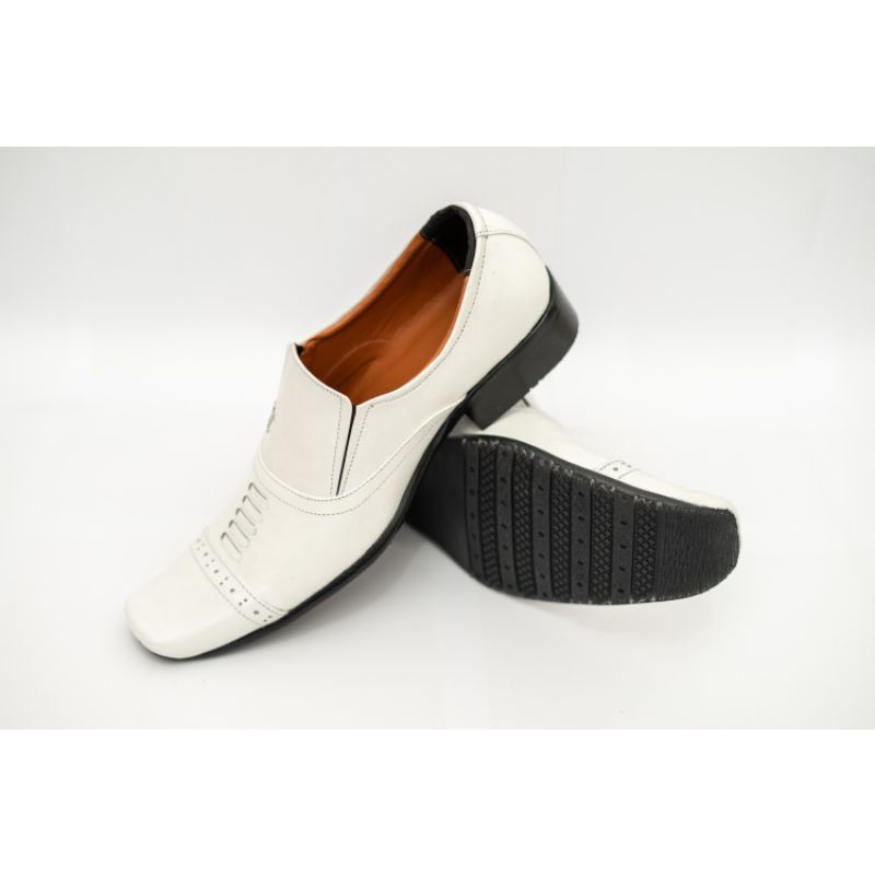 Sepatu pantofel warna putih, Sepatu putih formal, sepatu puntih kerjaSepatu louis vuitton, Sepatu Pantofel, Sepatu Pantofel Pria, Sepatu Pantofel Putih, Sepatu Pantofel Formal, Sepatu Pantofel Kerja, Sepatu Pantofel Kulit, Sepatu pantofel kulit putih