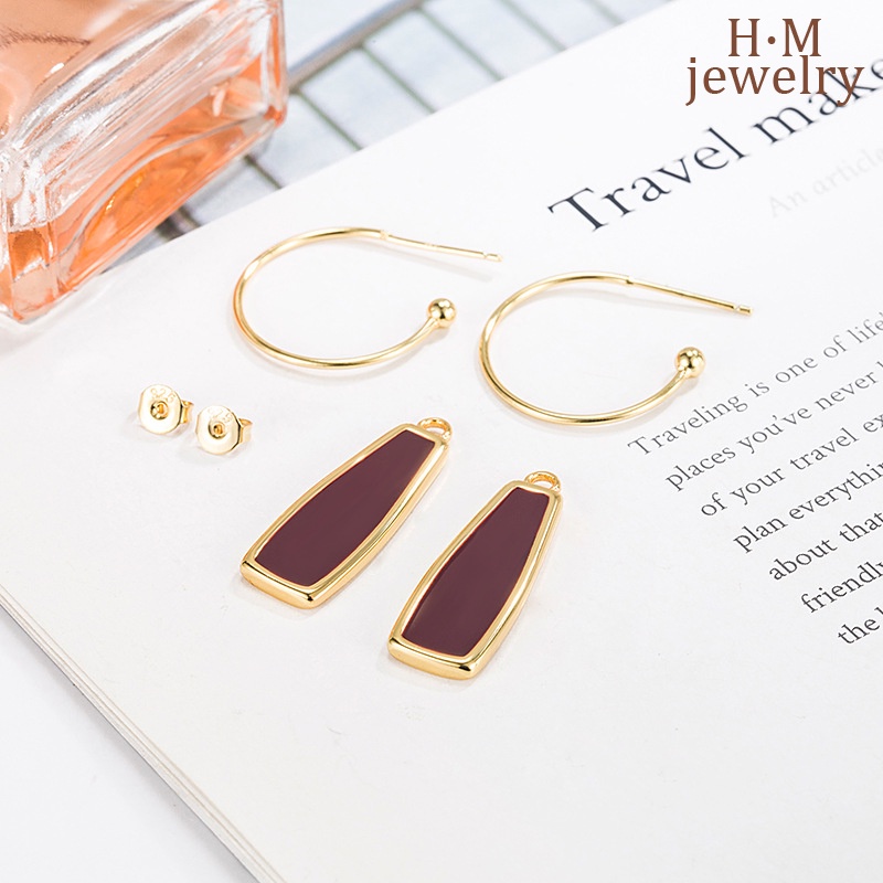 Cincin Telinga Geometris Merah Anggur Wajah Sosialita Elegan Sedikit Anting Retro