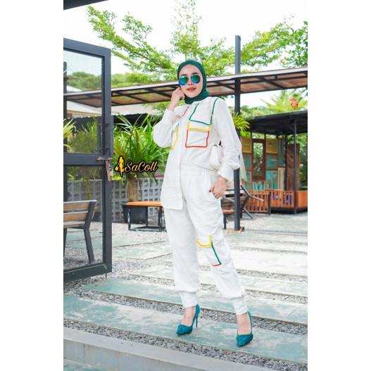 SALLY SET BY SACOLL