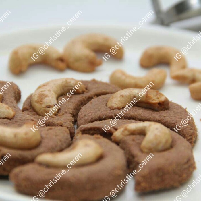 

Kue Kering (Mede Coklat)