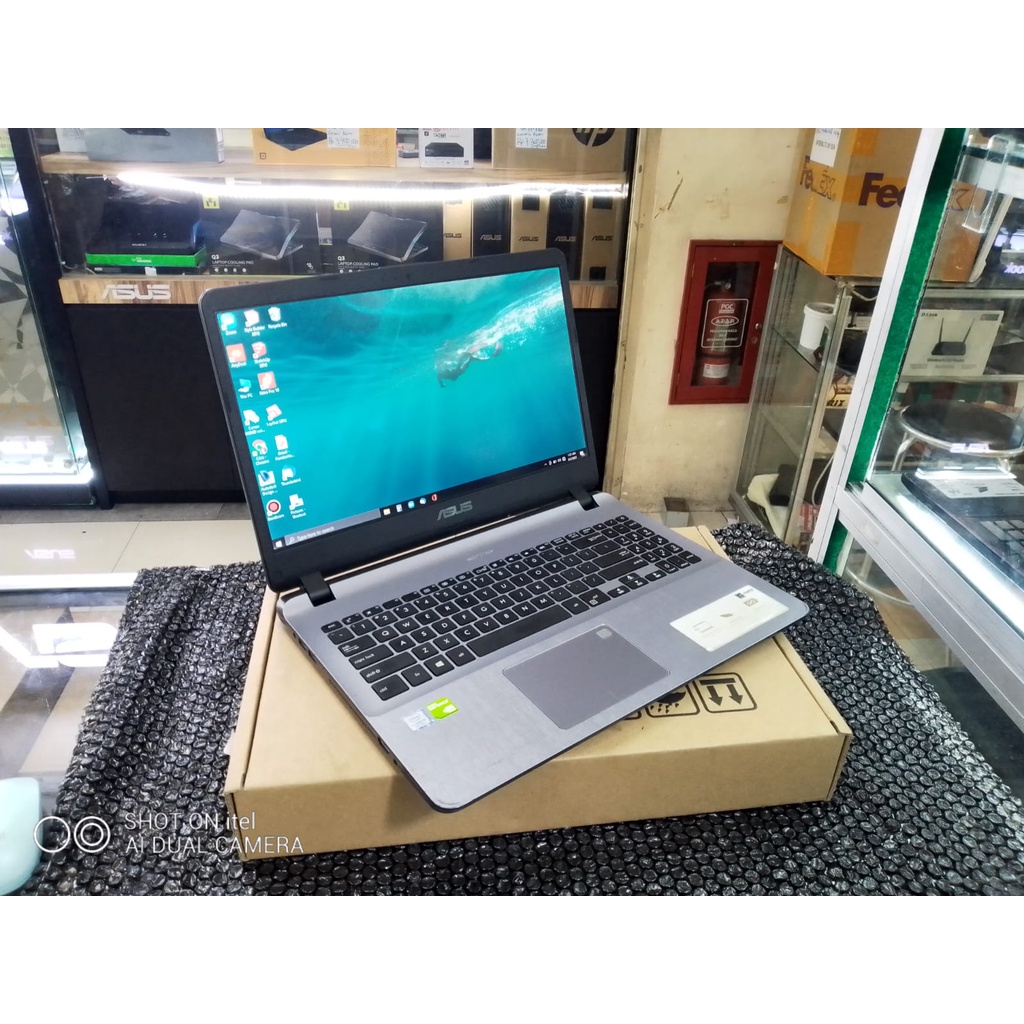 LAPTOP LEPTOP ASUS CORE I3 GEN 7 RAM 4GB HDD 1 TB VGA NVIDIA 2GB 15 INC WINDOWS10 GAMING DESIGN SIAP PAKAI