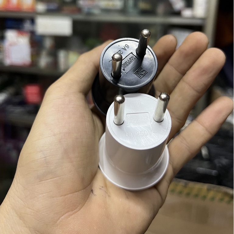 Paket isi 24pc Sapphire Fitting colok lampu e27 Fiting SNI