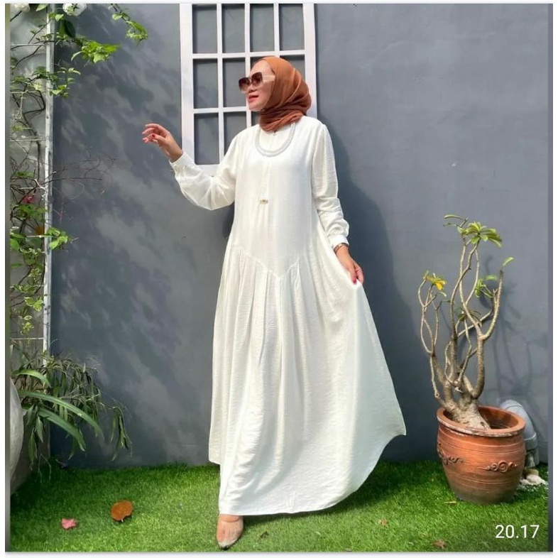 Nadira Dress