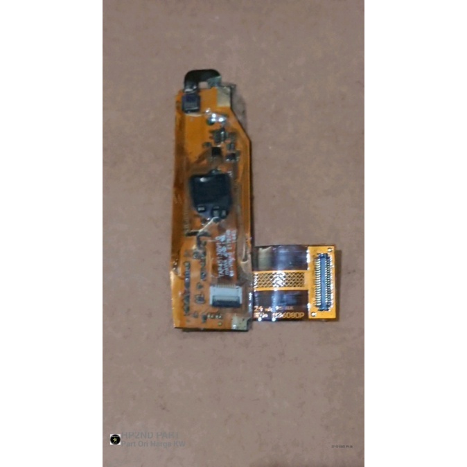 konektor lcd Samsung J5 2015 J500  ori