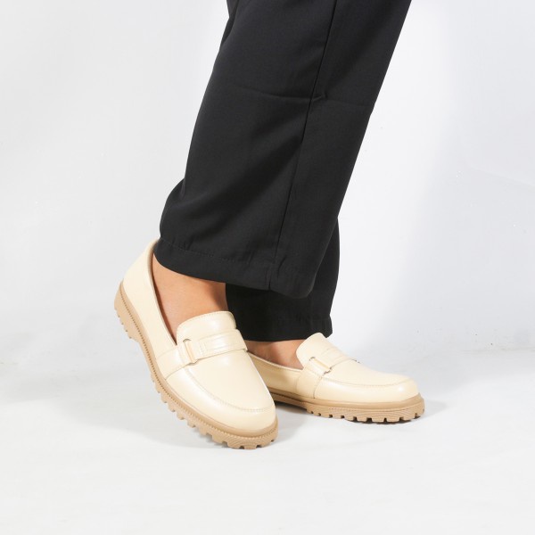 Sepatu Slip On Wanita Trendy V 1621 Brand Varka Sepatu Kasual Wanita Kuliah Kerja Hangout - Krem