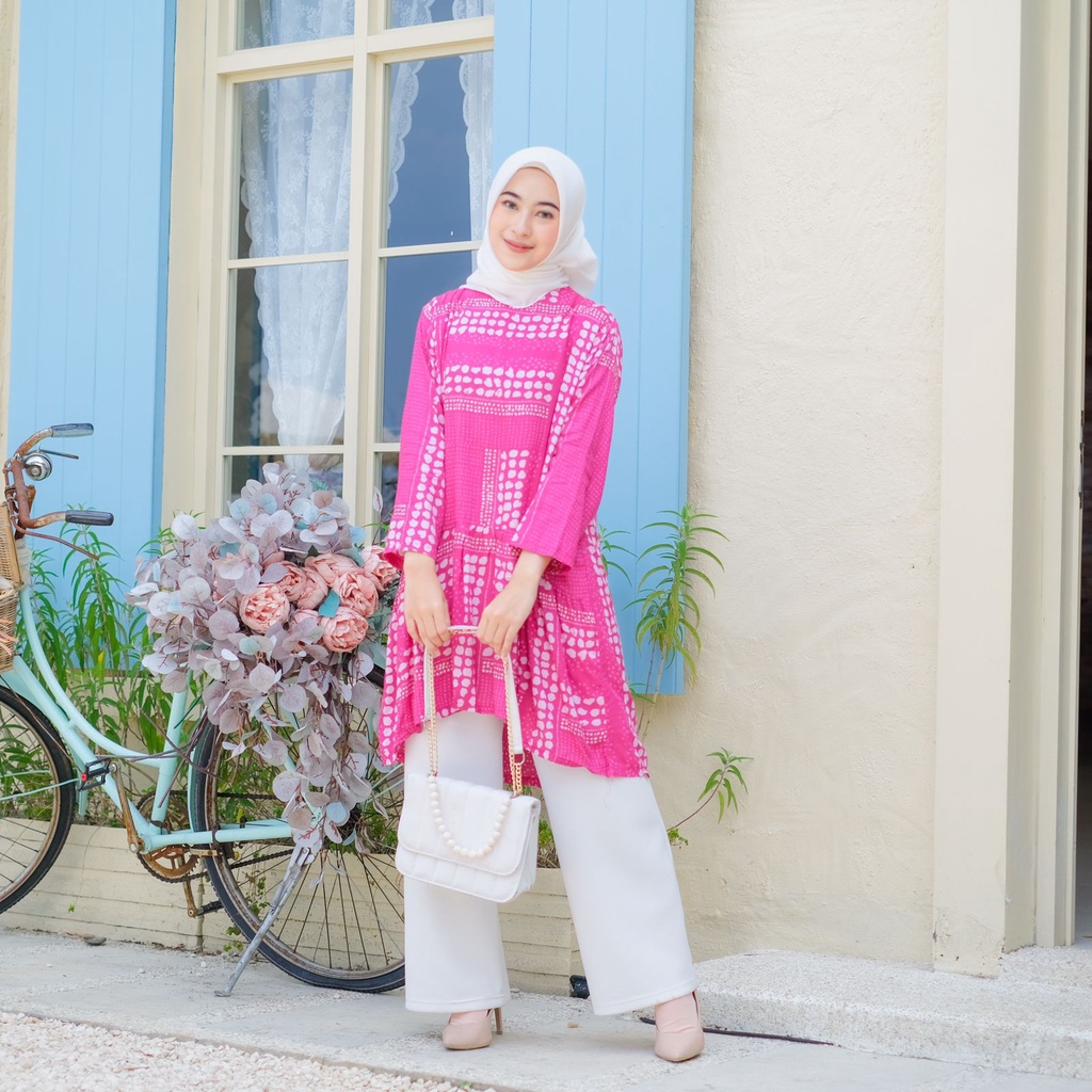 ATASAN TUNIK AULIA MOTIF KATUN RAYON