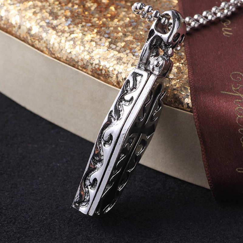 Gothic Salib Titanium Steel Kalung Peti Mati Wanita Pria Kalung Tengkorak