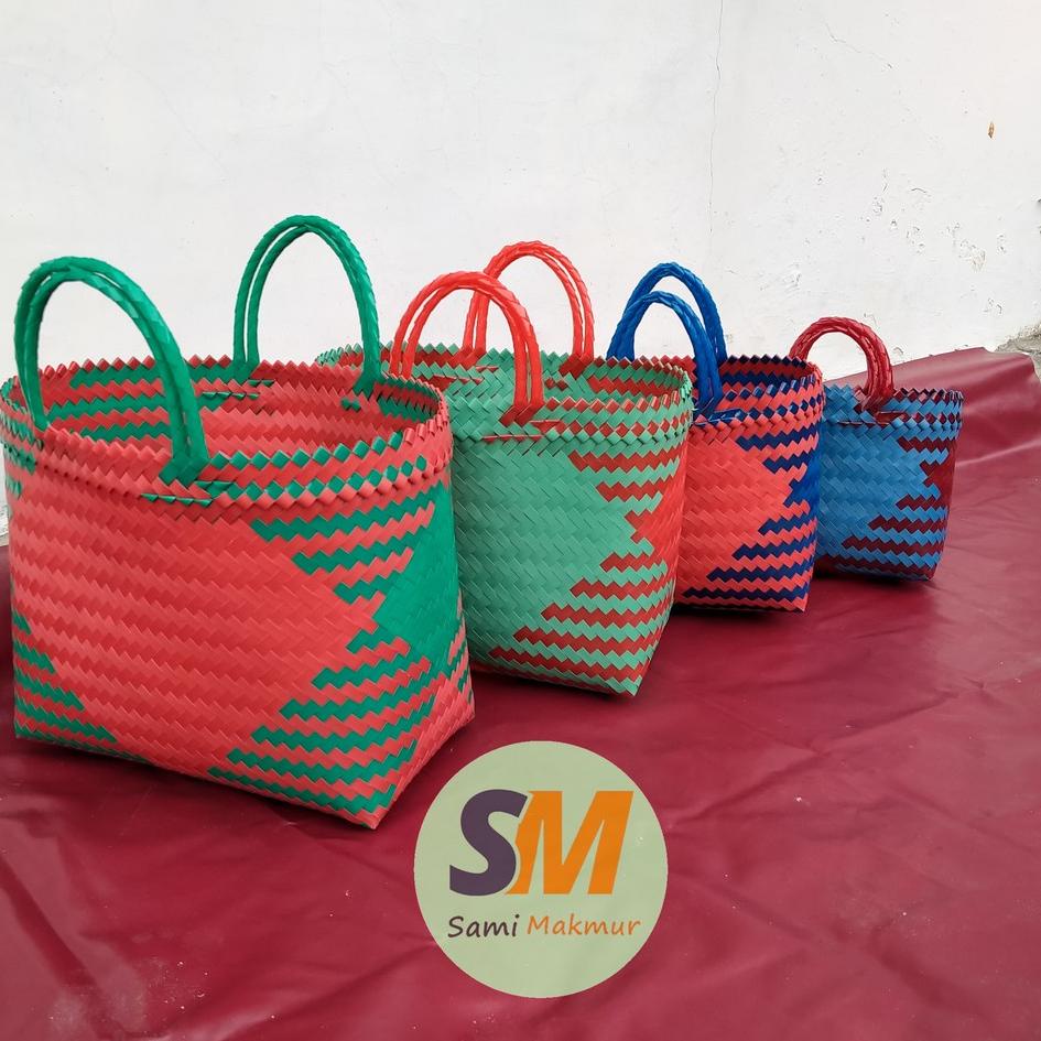 

✧ Tas Anyaman Plastik KACA Kilap / Tas Belanja / Tas Anyam / Tas Hajatan / Tas Souvenir/ Tas Parcel ..,..