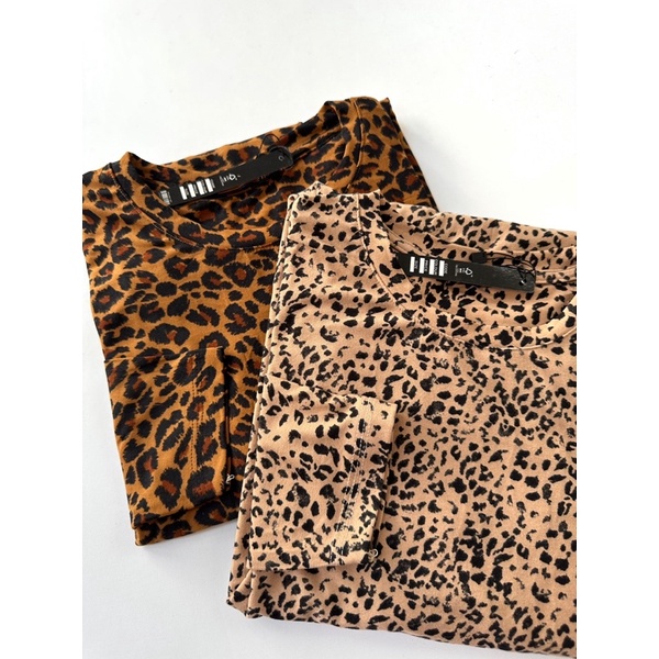 READYBASIC - BAJU KAOS LENGAN PANJANG MOTIF ANIMAL PRINT