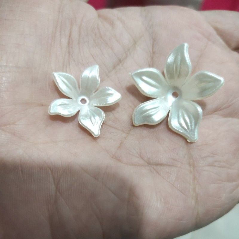 (20g) Mote Kelopak Bunga Lily Putih Pearl