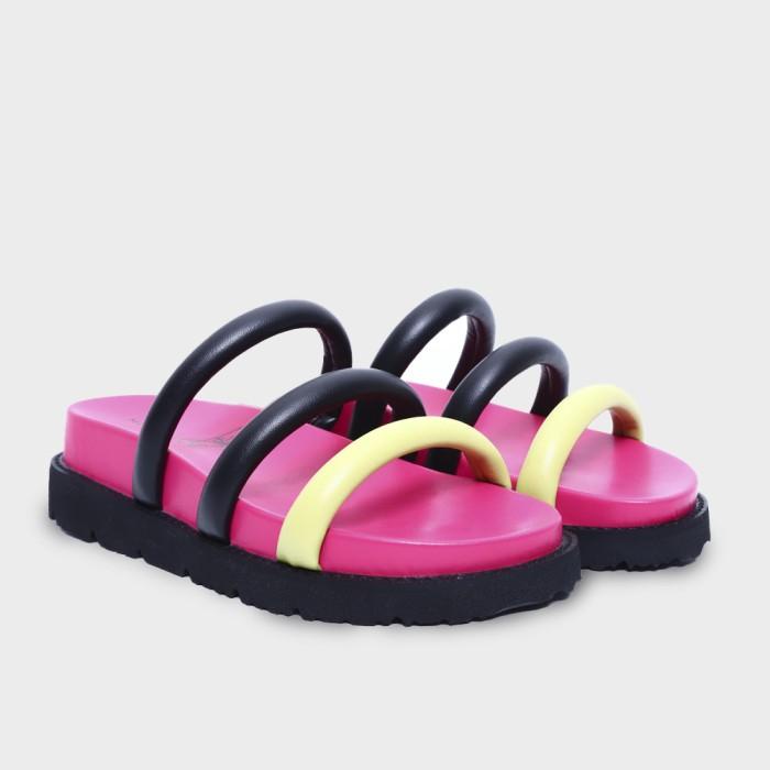 MKS X ISHA HENING STRAPS SANDAL FUSCHIA