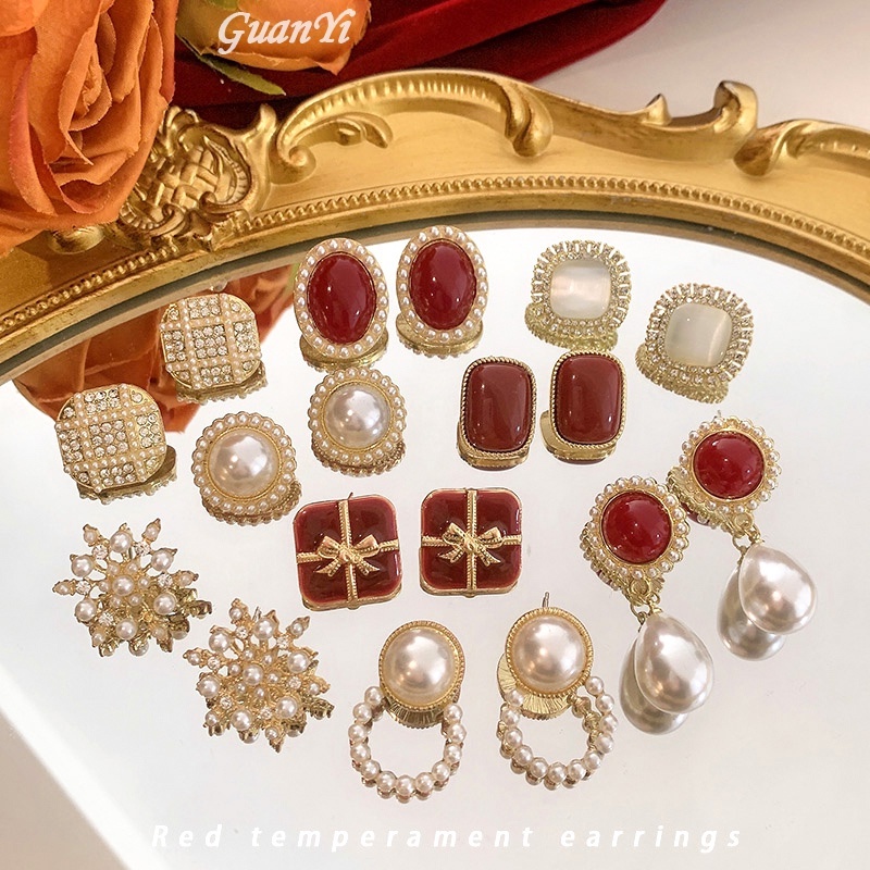 Mode Musim Gugur Dingin Merah Mutiara Anting Pejantan Wanita Musim Dingin Anting Antik Anting Natal