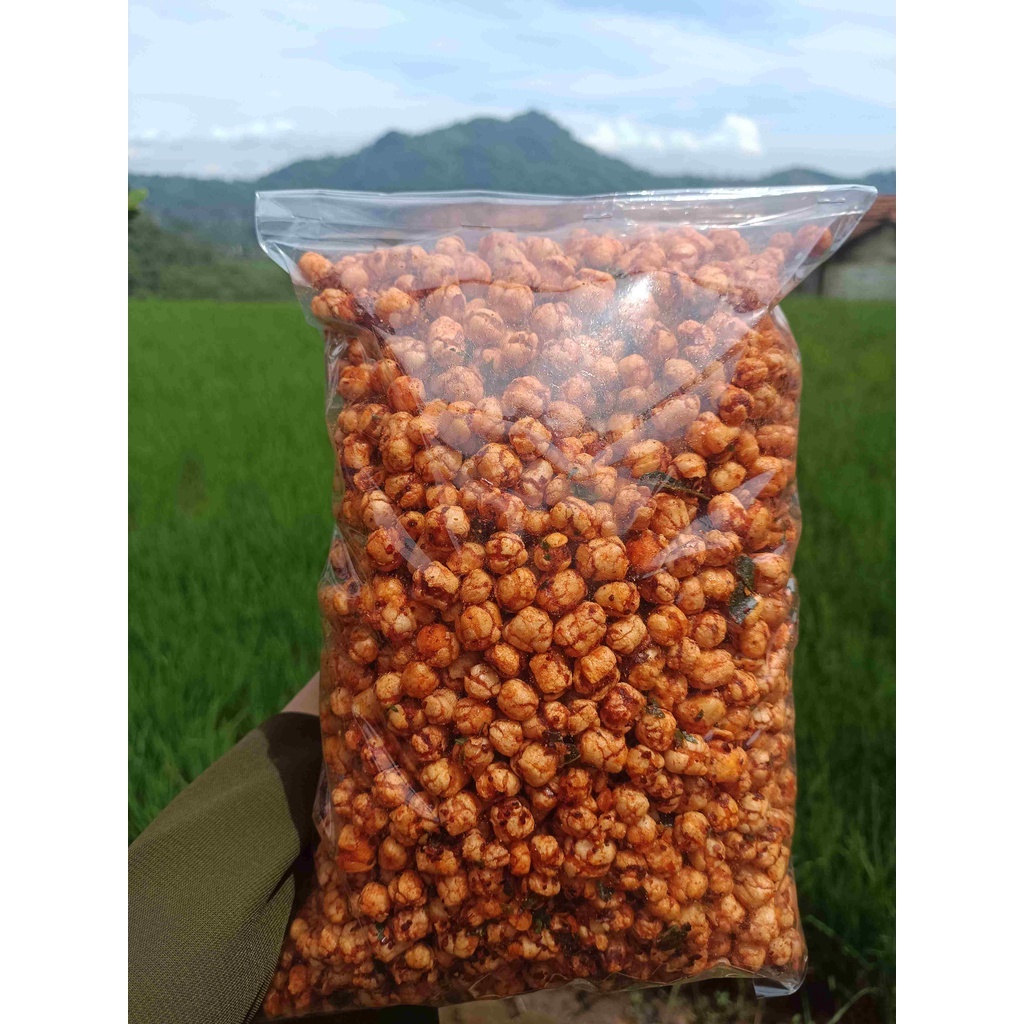 

SNACK KILOAN PILUS CIKUR PEDAS DAUN JERUK/ PILUS CIKUR KILOAN