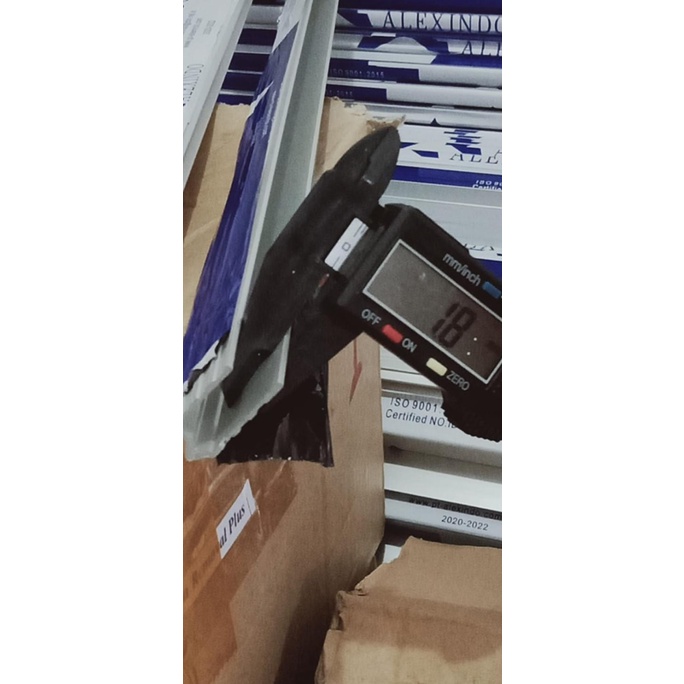 

Map Plastik Kancing / Eagle Carry Case- 4cm E 309-4