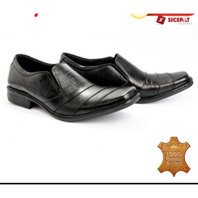 Sepatu Pantofel Pria model slip on 003