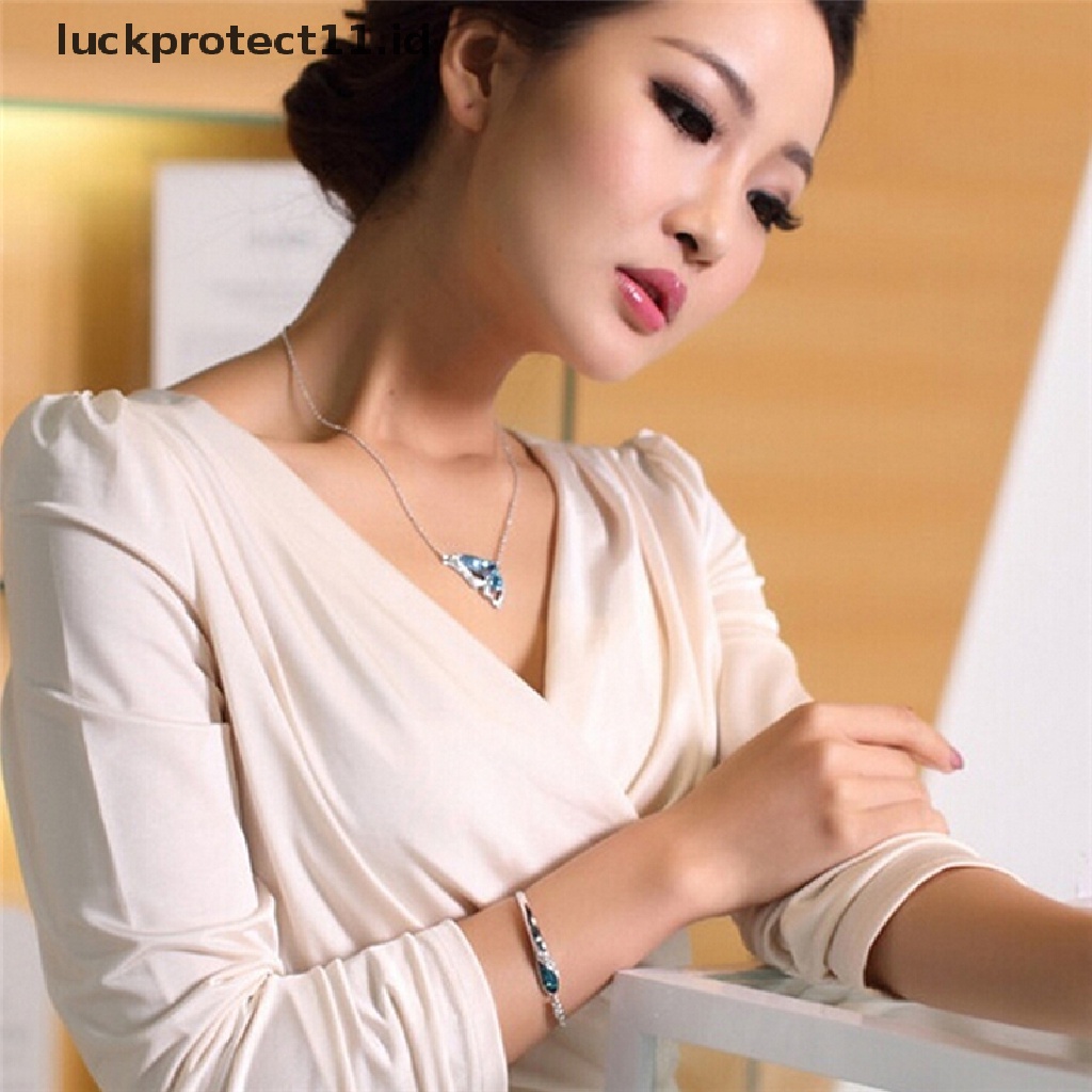 /Fashion Hot// Fashion// Baru Kupu-Kupu Set Perhiasan Kalung+Anting+Gelang Kristal Set Fashion.