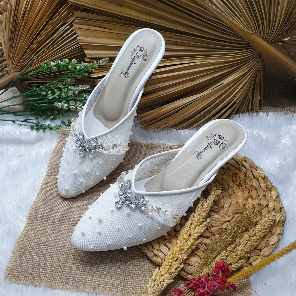 sepatu wedding cantik Qirani putih 3 cm runcing