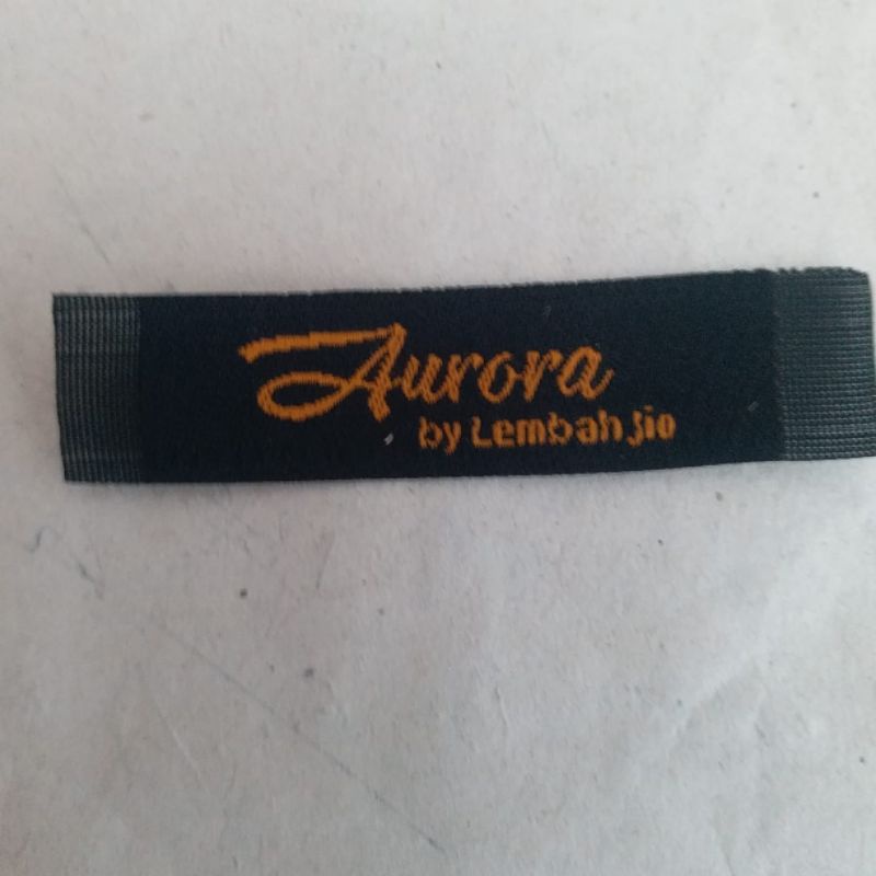 

Label Woven 1,5x5cm....100 lusin dapat diorder disini.