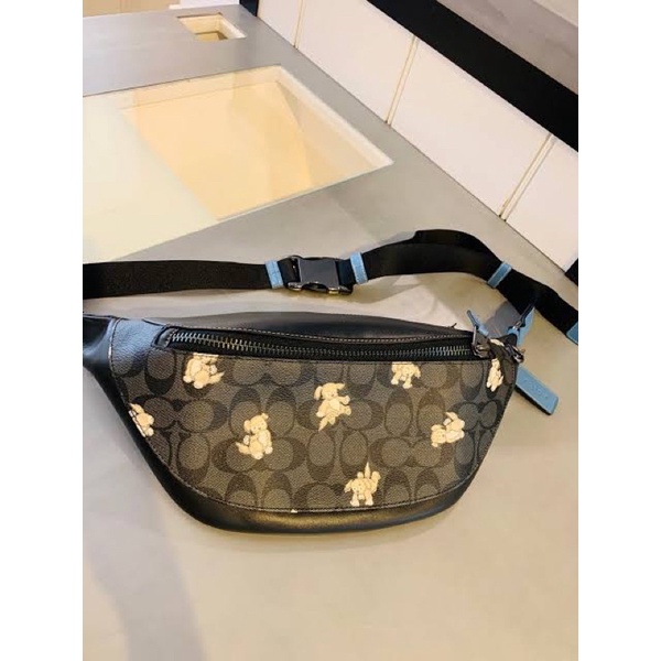 Coach Warren Beltbag In Signature Canvas With Creature Print