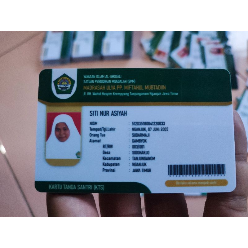 

Id card siswa/pelajar bahan PVC UV Print