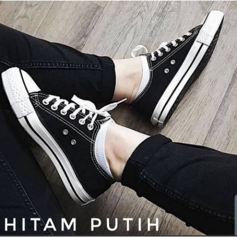 Sepatu Allstar Hitam putih model pendek sepatu sneakers