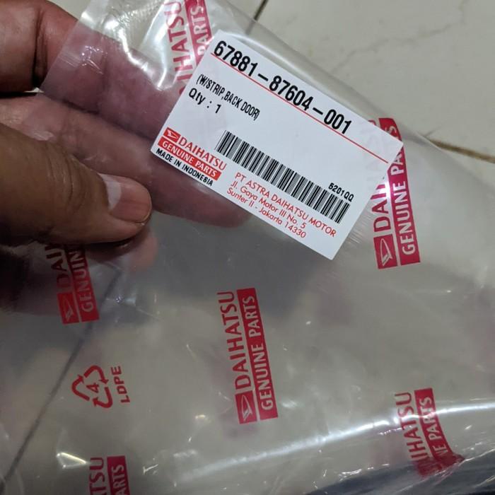 KARET PINTU BELAKANG DAIHATSU TAFT ROCKY FEROZA ORIGINAL