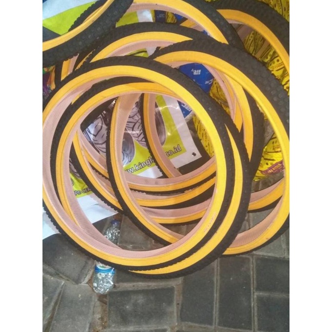 26 X 175 Ban Luar Sepeda Deli Tire Swallow , 1.75 Hitam Kuning Kch