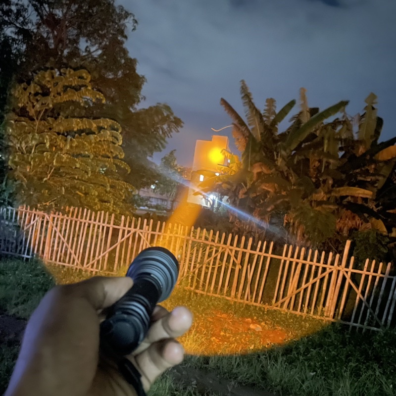 Convoy C8+ cahaya kuning osram KY CSLNM1.FY 800 lm 600 meter