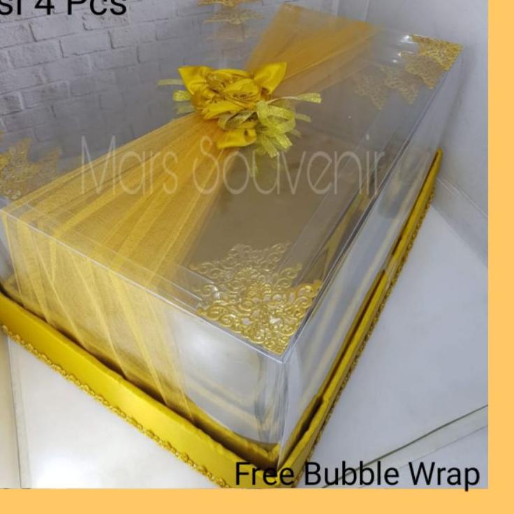 

Paket Ekonomis Box Hantaran Seserahan Mika Tile Gold 1 Set Isi 4 Box -