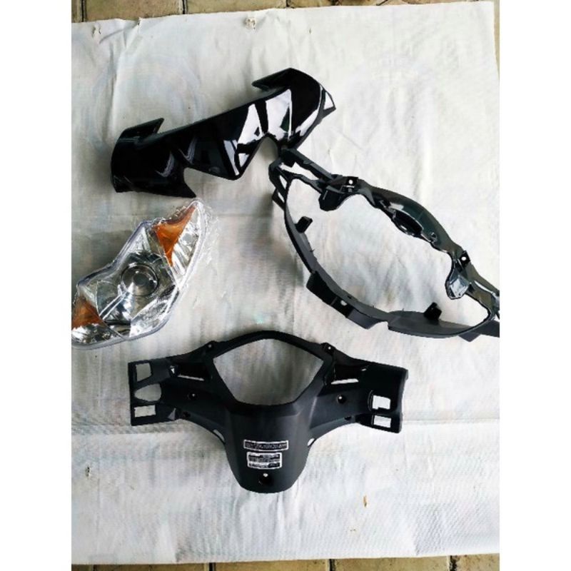 Batok totok kepala depan set plus lampu HONDA REVO ABSOLUTE / FIT 110 kualitas bahan tebal halus mir
