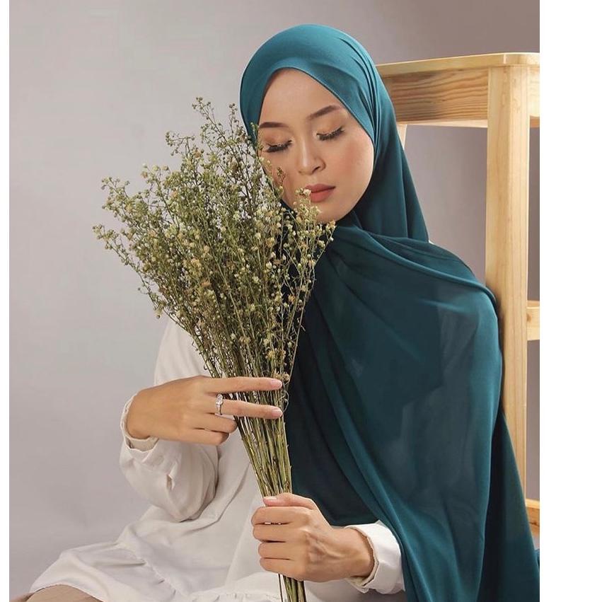 Best Seller kerudung jilbab PASHMINA segi empat panjang bahan CERUTY babydoll warna abu muda / grey 