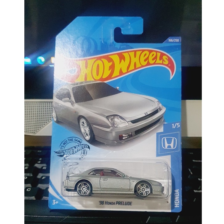 Honda 98 honda prelude silver