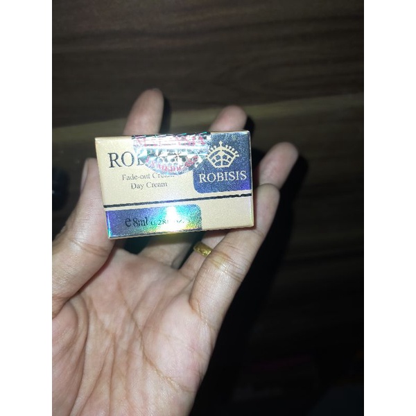 Day cream Robisis