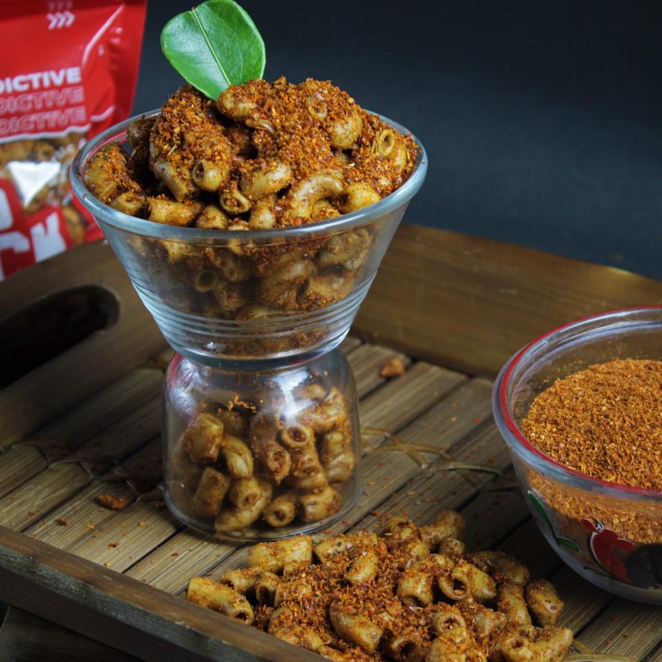 

㊜ Makaroni Bantet Pedas Daun jeruk Cuck Kemasan Reguler 80gr Makanan Ringan Jajanan Snack Cemilan Nagih じ