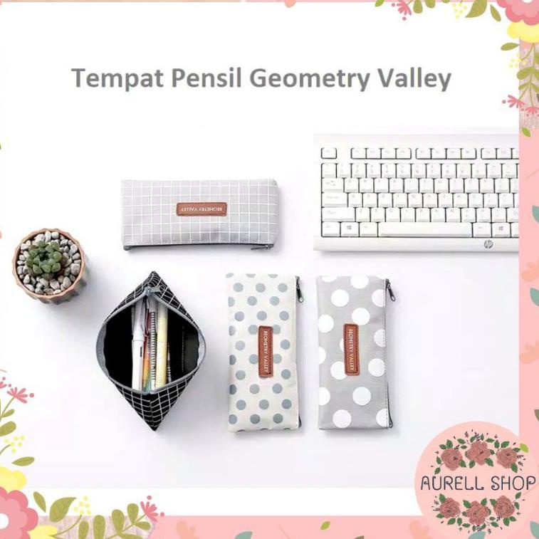 

Tempat Pensil Geometry Valley Pencil Case Impor / Tempat Kosmetik / Tepak Pensil ㅖ