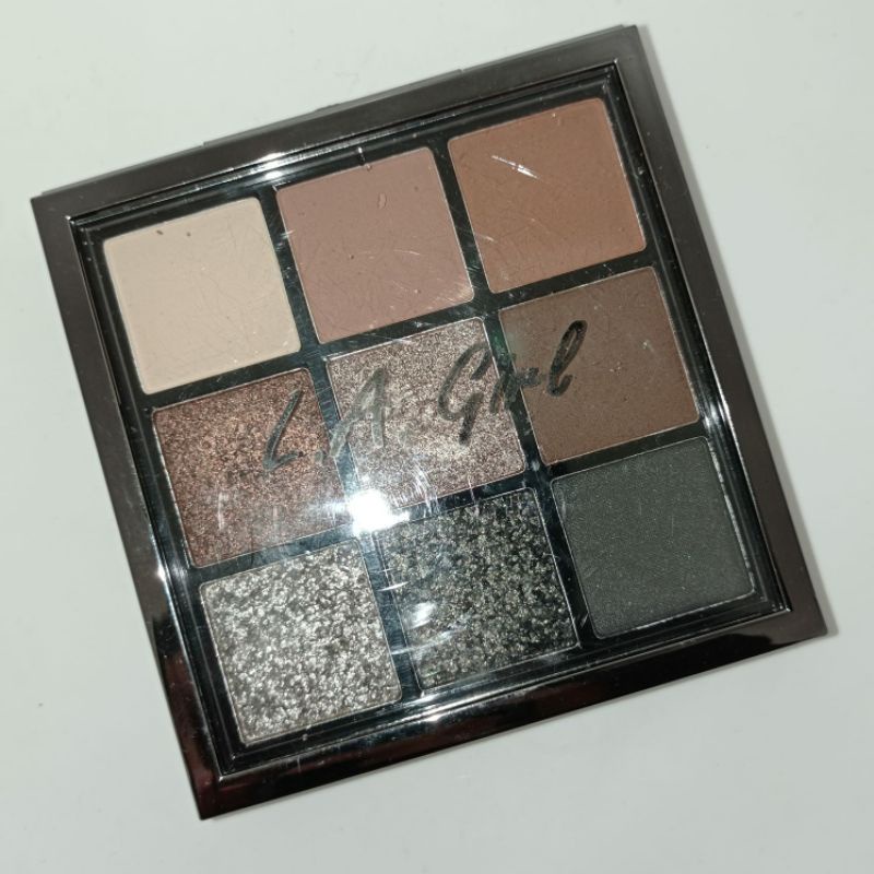 PRELOVED LA GIRL Eyeshadow (Downplay)