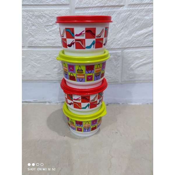 Snack Cup Tupperware