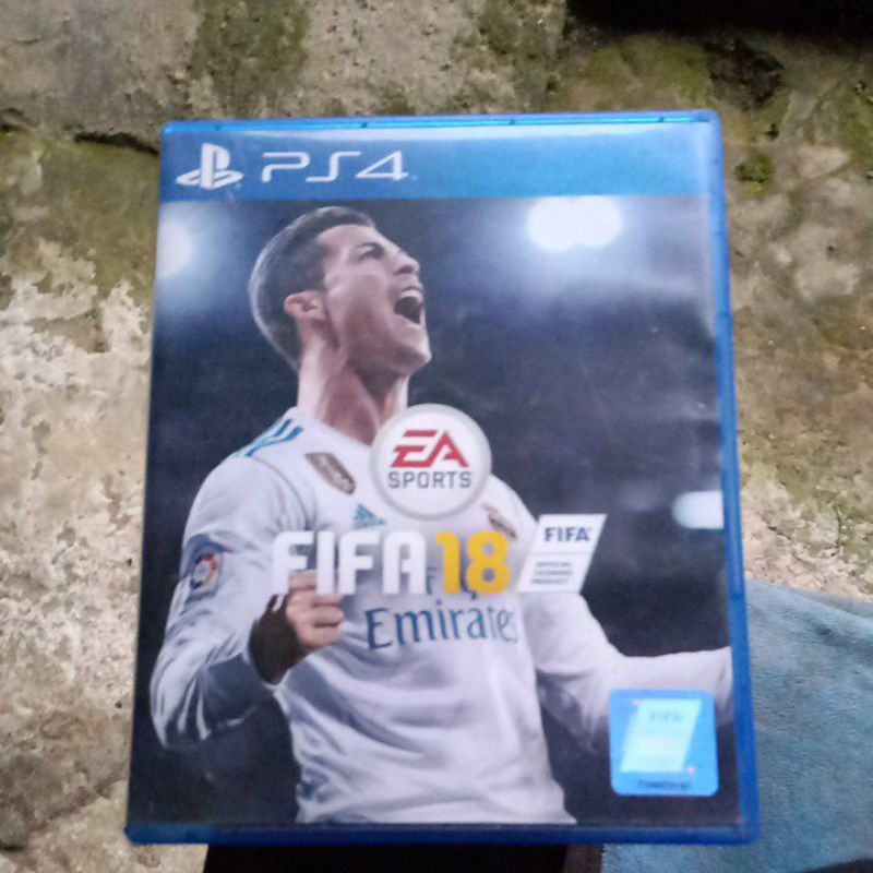 BD kaset ps4 FIFA 18