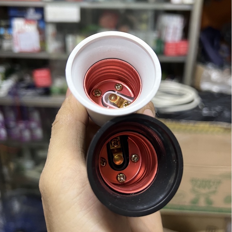 Paket isi 24pc Sapphire Fitting colok lampu e27 Fiting SNI