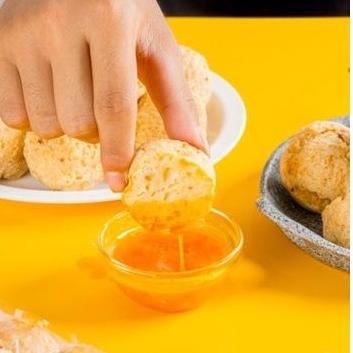 

[T-O2O ❤] 100% HALAL Bakso Goreng Ayam Udang Frozen - Trino Kitchen (Termasuk Saus Sambal)-viral