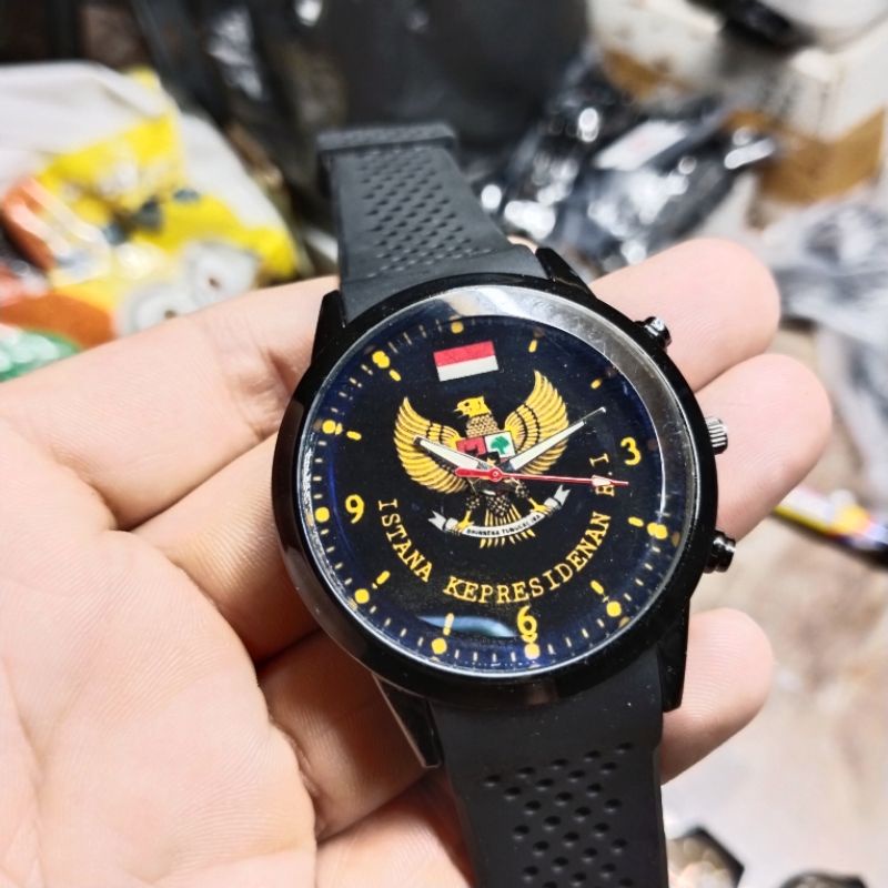 jam tangan pria logo garuda istana analog