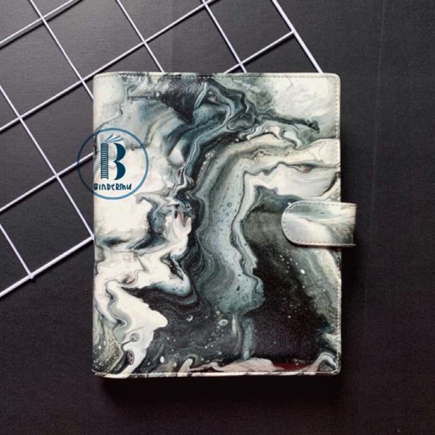 

BINDERMU READY BINDER MARBLE MONOCHROME PRINTING KULIT MULTIRING 20RING A5 26RING B5 TERLARISS...,,,,,