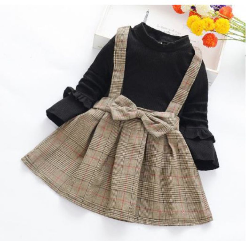 Dress overall anak perempuan warna hitam usia 6-7T