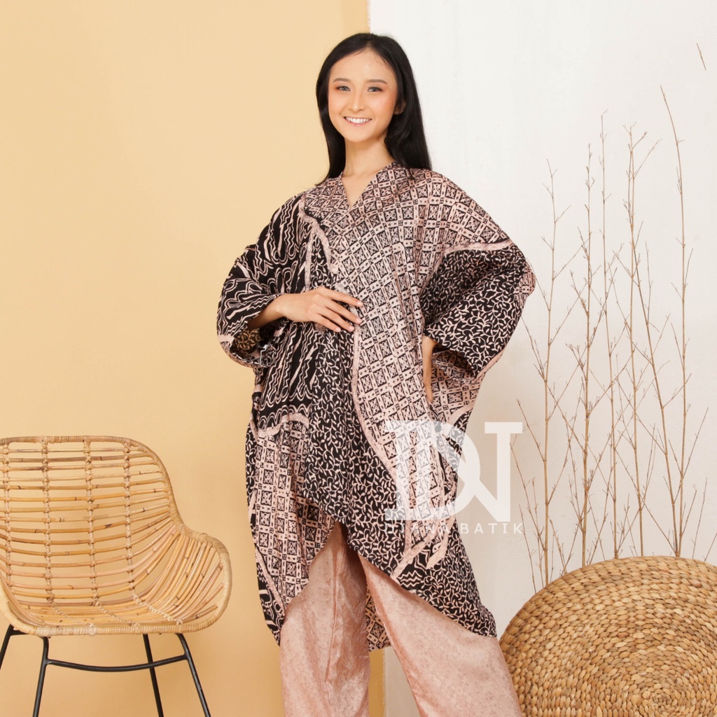 BLUOSE KAFTAN ARUNA MOTIF by Diana Batik