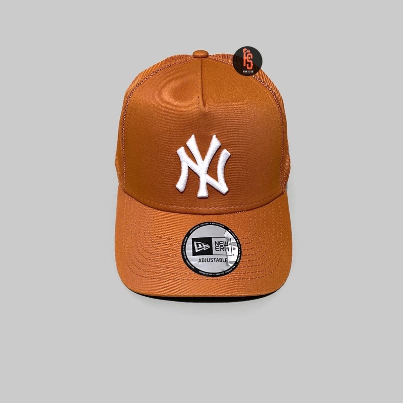 TOPI NEW ERA ORIGINAL TRUCKER TONAL NEW YORK YANKEES RUSTY WHITE