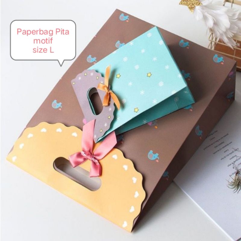 

PAPERBAG PITA.PAPERBAG MOTIF. CANTIK. MENYENANGKAN. || L || shopee paperbag.